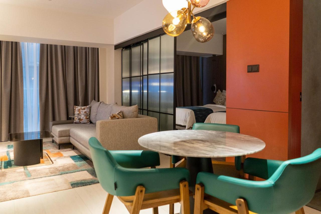 Herloom Hotel & Residence Bsd Tangerang Extérieur photo