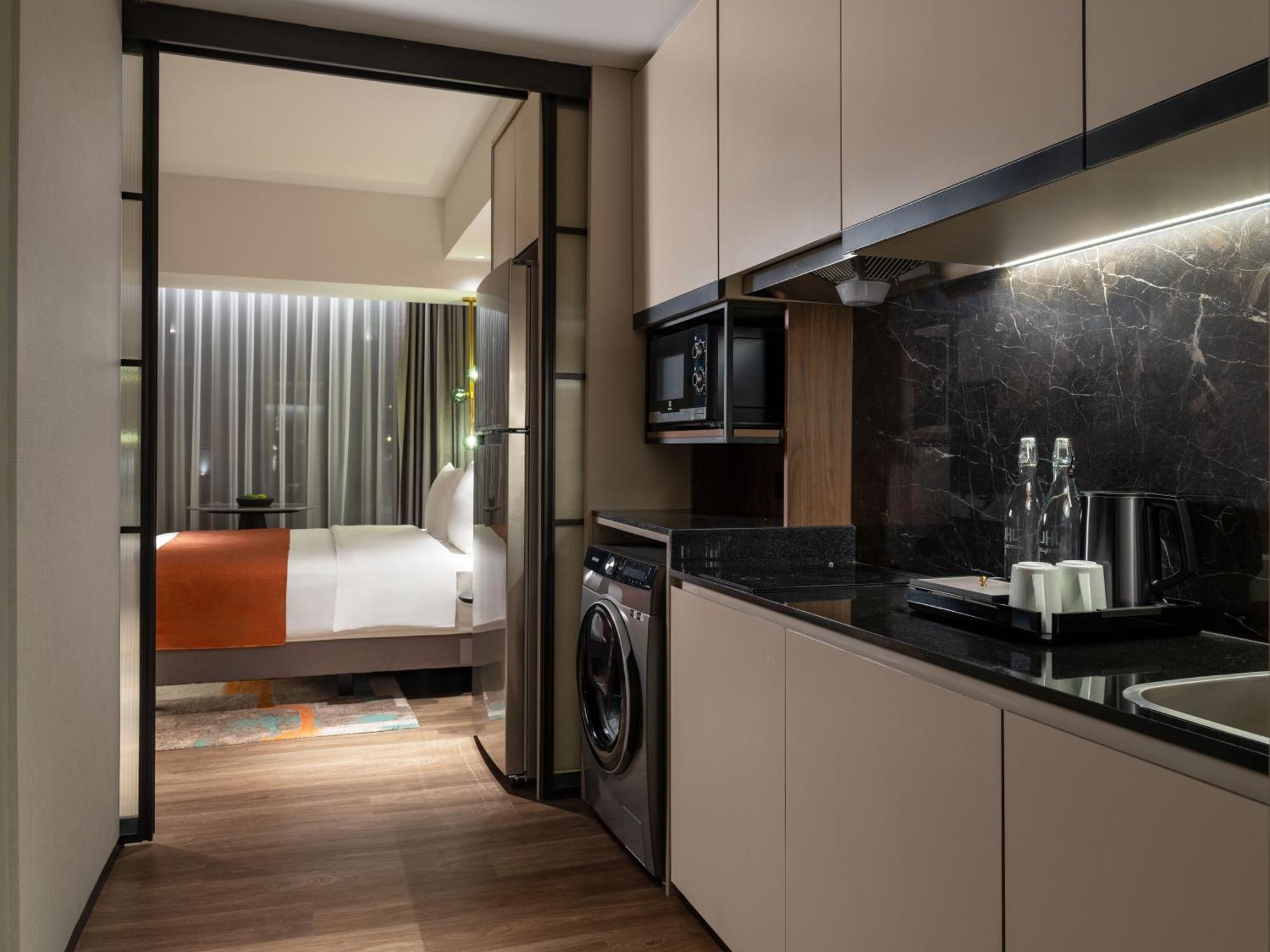 Herloom Hotel & Residence Bsd Tangerang Extérieur photo